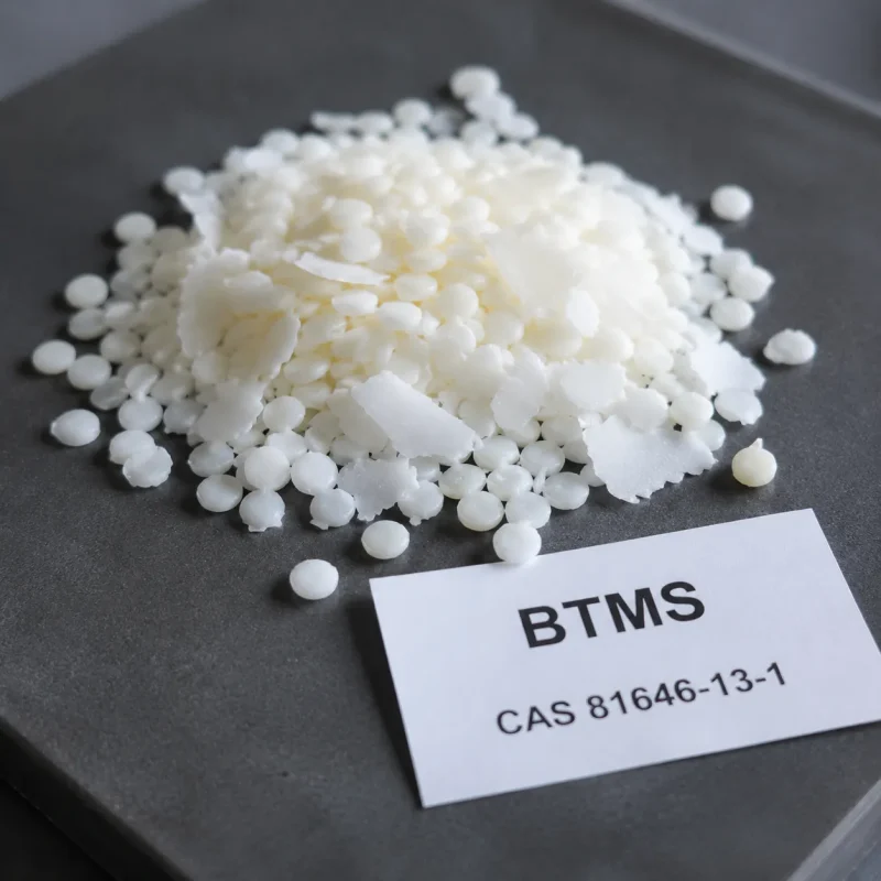 btms-cas-81646-13-1-white-waxy-flakes-closeup-cationic-emulsifier Behentrimonium Methosulfate (BTMS-50 / BTMS-25) CAS 81646-13-1