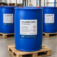 cocamide-mipa-cas-68333-82-4-200kg-drum-packaging 200kg blue HDPE drum packaging of Cocamide MIPA CAS 68333-82-4 on wooden pallets in warehouse