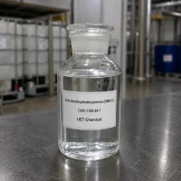 dma10-nn-dimethyldecylamine-clear-liquid-sample-bottle Clear glass reagent bottle filled with colorless liquid N,N-Dimethyldecylamine (DMA10, CAS 1120-24-7) on stainless steel table, labeled UET Chemical, sample for surfactant and chemical intermediate verification