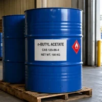 n-butyl-acetate-cas-123-86-4-180kg-steel-drum n-Butyl Acetate CAS 123-86-4 packed in 180 kg blue steel drum with Class 3 flammable liquid label on warehouse pallet