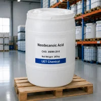 neodecanoic-acid-cas-26896-20-8-200kg-white-plastic-drum White plastic drum of Neodecanoic Acid CAS 26896-20-8 labeled with product name, CAS number, net weight 200kg, and UET Chemical branding, placed on a wooden pallet in a warehouse setting.