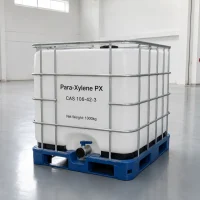 para-xylene-px-cas-106-42-3-1000kg-white-ibc-tote-tank White IBC tote tank (1000kg) of Para-Xylene PX CAS 106-42-3 on a blue plastic pallet in a clean warehouse, label showing UET Chemical branding and net weight.
