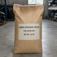 rubber-antioxidant-tmq-rd-25kg-bag-detail-cas-26780-96-1 Detailed front view of a single 25kg bag of Rubber Antioxidant TMQ (RD) with plastic inner liner, prominently featuring the CAS 26780-96-1 and 25kg net weight specifications for industrial rubber compounding.